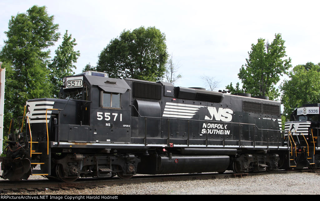 NS 5571